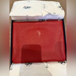 ROYCE New York Red Travel Bag